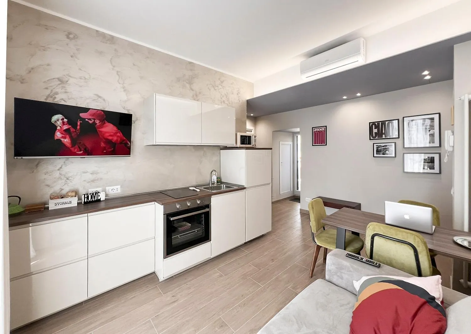 Attico Urbano Terrazza Su Roma Metro A Cornelia Apartman  Róma