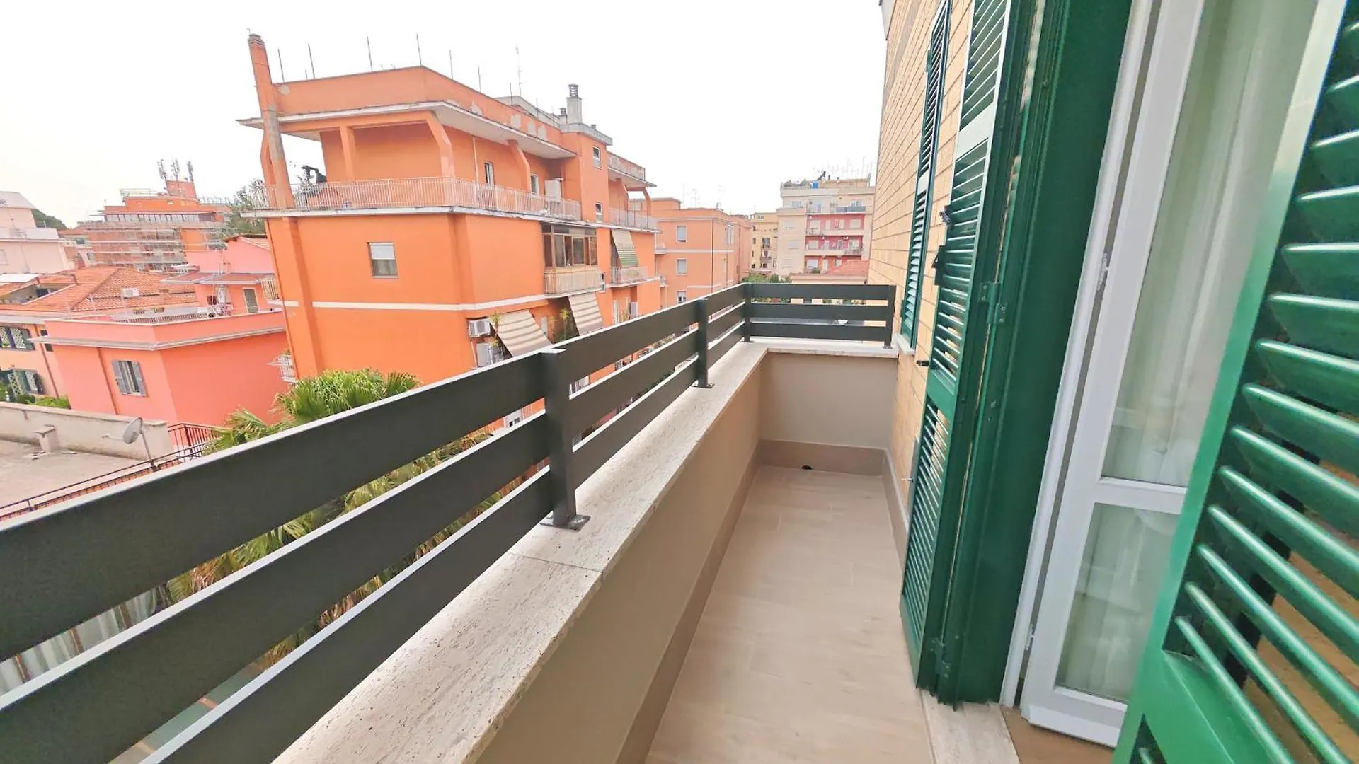 Attico Urbano Terrazza Su Roma Metro A Cornelia Apartment Italy